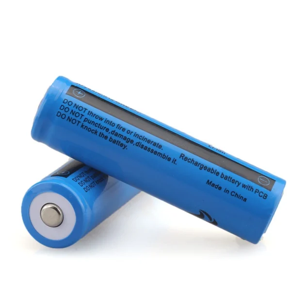 18650 Rechargeable Battery Charger Set – USB Smart Charger with 2× 3000mAh 3.7V Li-ion Batteries Keep your devices powered with this 18650 rechargeable battery charger set, including a USB smart charger and two high-capacity 3000mAh Li-ion batteries. Designed for convenience and safety, this compact charger allows you to charge batteries anywhere using a USB power source. Key Features Smart Battery Charger – Intelligent charging system automatically detects battery status and stops charging when the battery is fully charged to prevent overcharging. USB Powered Charging – Simply connect the charger to any USB port such as a wall adapter, power bank, laptop, or computer for convenient charging anywhere. Compact & Portable Design – Lightweight and pocket-sized single-slot charger makes it easy to carry while travelling or for everyday use. Advanced Safety Protection – Built-in protection features including over-voltage protection, over-current protection, short-circuit protection, reverse polarity protection, and heat dissipation design for safe operation. High Capacity Batteries Included – Comes with two 18650 3.7V 3000mAh rechargeable Li-ion batteries, ideal for powering compatible electronic devices. Specifications Charger Colour: Blue Power Supply: USB Charger Input Power: 100–240V ~ 50–60Hz Output Voltage: 4.2V – 1000mA Size: 65mm × 65mm × 18mm Battery Battery Type: 18650 Rechargeable Li-ion Battery Voltage: 3.7V Capacity: 3000mAh Power: 11.1W Environmentally Friendly – No memory effect Compatibility Suitable for devices using 18650 batteries, such as: Emergency lighting Portable electronic devices Power tools Other compatible battery-powered appliances Not suitable for vape devices. Note: This is not an AA or AAA battery. Safety Warning Do not dispose of batteries in fire or expose to excessive heat. Do not puncture, damage, or disassemble batteries. Do not mix new batteries with used batteries. Package Contents 1 × Single Slot USB Battery Charger 2 × 18650 Rechargeable Batteries (3000mAh) Ideal for reliable, convenient charging of 18650 Li-ion batteries at home or on the go.